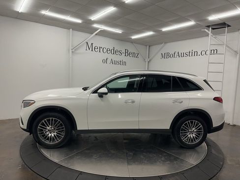 New 2026 Mercedes-Benz GLC 300 image 4