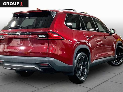 Certified 2024 Toyota Grand Highlander AWD image 13