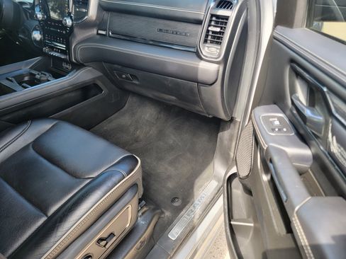 Used 2024 RAM 1500 Limited image 9