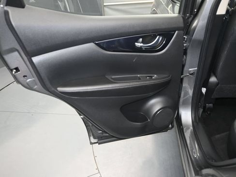 Used 2019 Nissan Rogue Sport SV AWD/4WD image 20