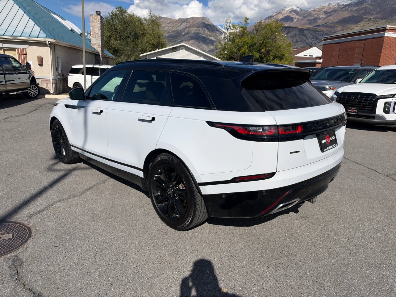 Used 2021 Land Rover Range Rover Velar R-Dynamic S AWD/4WD image 3