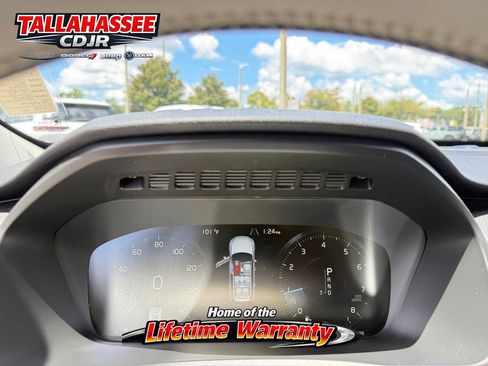 Used 2021 Volvo XC90 T6 Momentum w/ Climate Package AWD/4WD image 22