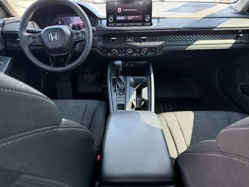 Used 2025 Honda Accord SE image 13