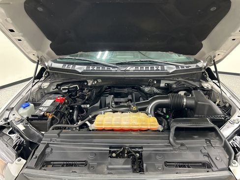 Used 2017 Ford F150 XLT w/ Equipment Group 302A Luxury image 29