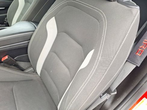 Used 2020 Chevrolet Camaro LT image 25