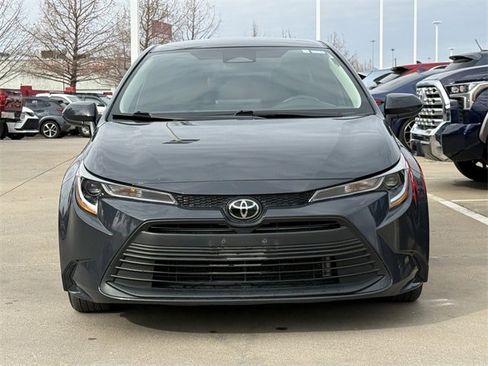 Used 2023 Toyota Corolla LE image 8
