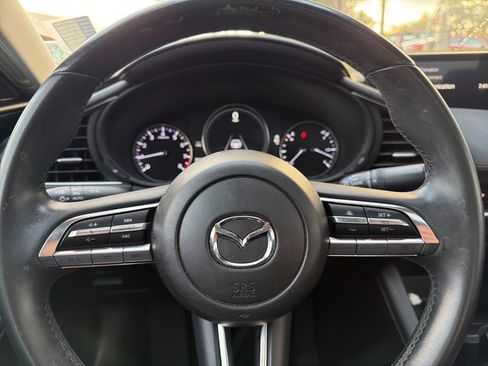 Used 2023 MAZDA MAZDA3 s image 11