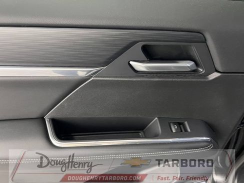 Used 2025 GMC Acadia Elevation FWD image 32