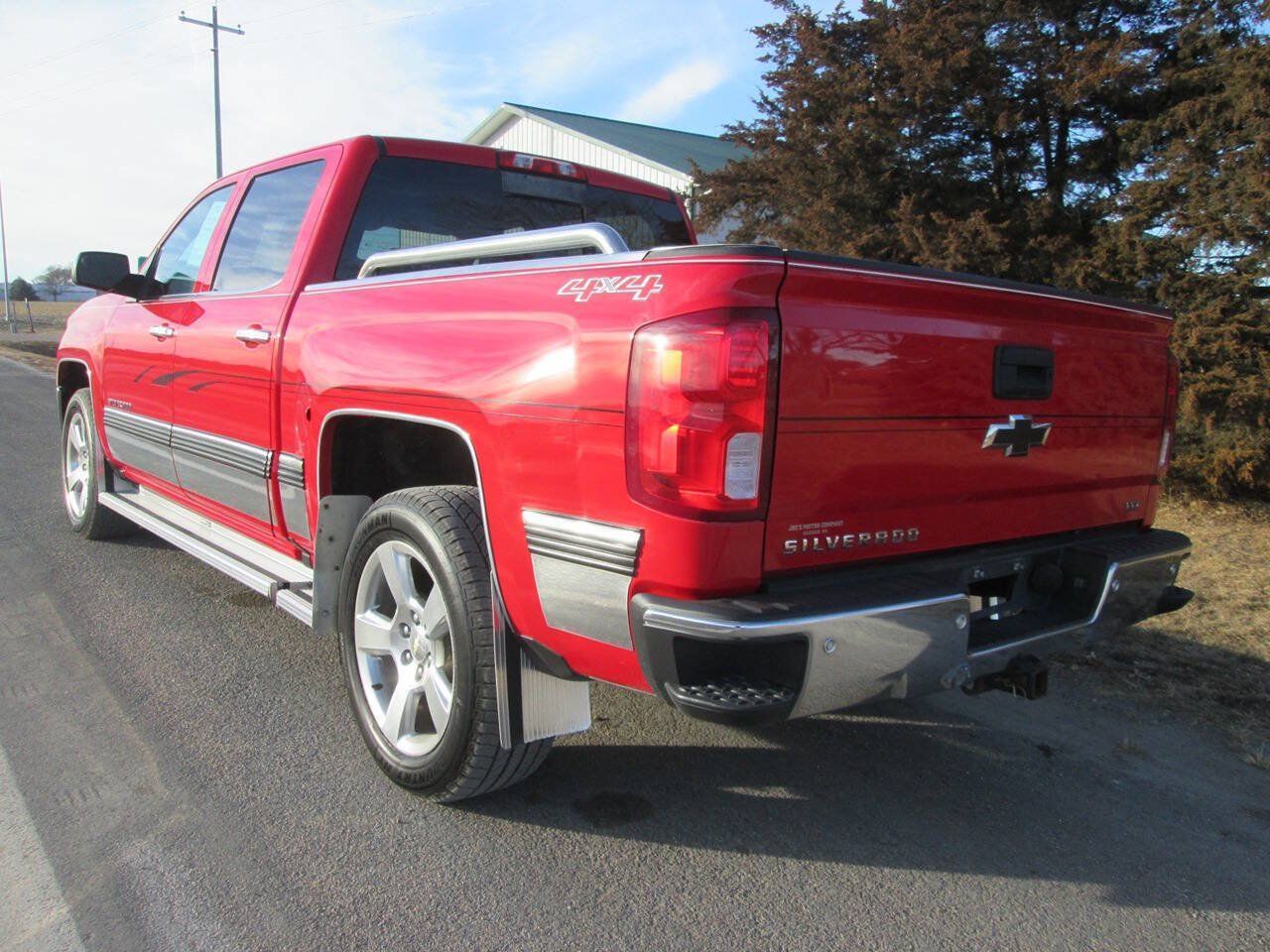Used 2017 Chevrolet Silverado 1500 LTZ w/ Sport Package AWD/4WD image 10