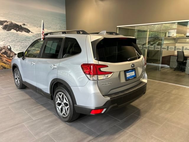 Used 2023 Subaru Forester Premium AWD/4WD image 37