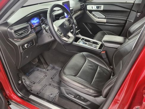 Used 2023 Ford Explorer Limited w/ Limited Technology Package image 10