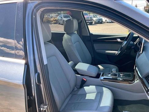 Used 2019 Audi Q5 3.0T Premium Plus w/ Premium Plus Package AWD/4WD image 10