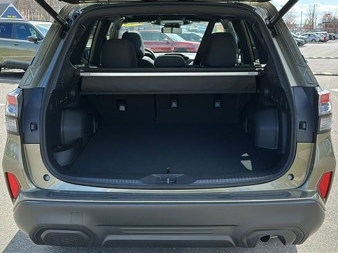 Certified 2025 Subaru Forester Premium image 26