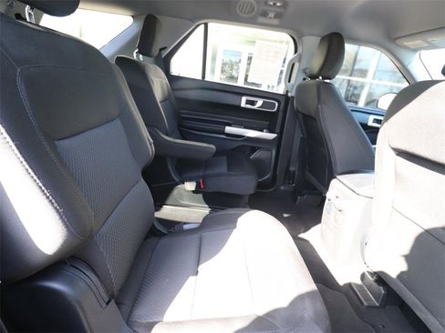 Certified 2022 Ford Explorer XLT image 21