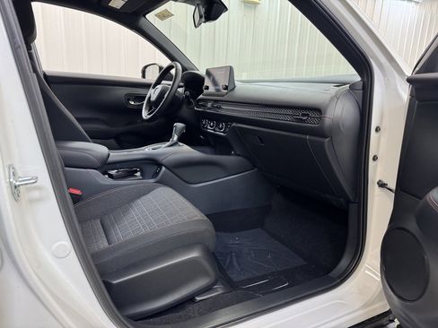 Used 2025 Honda HR-V Sport image 22