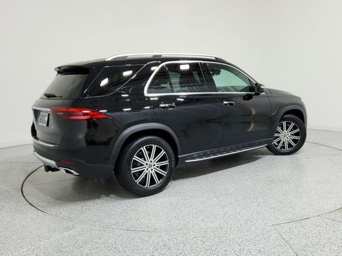 Certified 2025 Mercedes-Benz GLE 350 4MATIC image 3