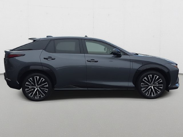 New 2026 Lexus RZ 450e AWD image 4