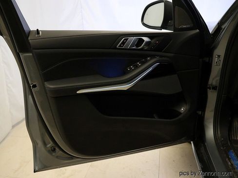 Used 2025 BMW X5 xDrive50e w/ Premium Package image 26