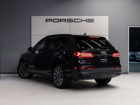 Used 2022 Audi Q7 2.0T Premium Plus w/ Premium Plus Package AWD/4WD image 5