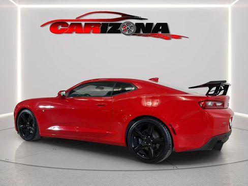 Used 2016 Chevrolet Camaro SS RWD image 9