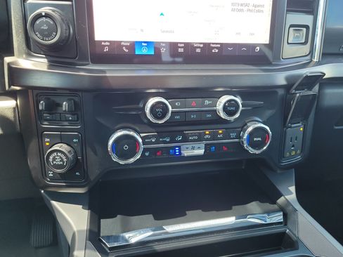 Used 2026 Ford F250 Lariat w/ Tremor Off-Road Package AWD/4WD image 28