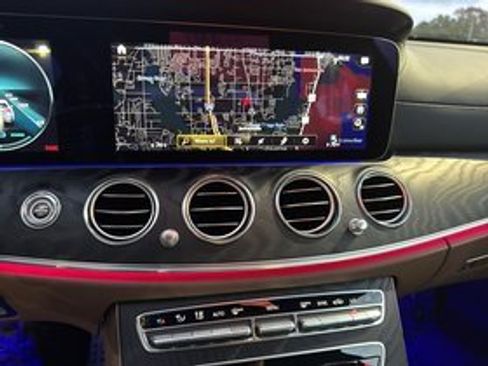 Used 2021 Mercedes-Benz E 53 AMG 4MATIC Sedan image 14