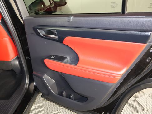 Used 2021 Toyota Highlander XSE image 45