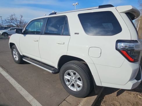 Used 2021 Toyota 4Runner SR5 Premium w/ Moonroof Package image 4