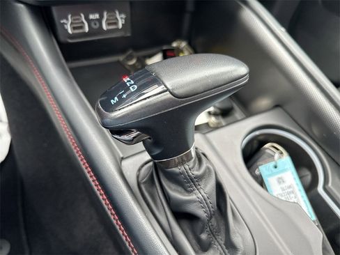 Used 2024 Dodge Durango GT image 17