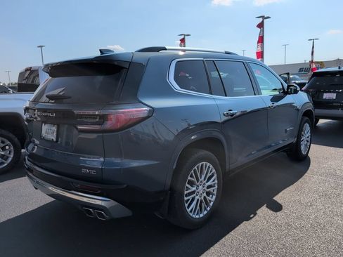 Used 2024 GMC Acadia Denali FWD image 7