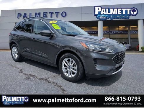 Used 2020 Ford Escape SE FWD image 2