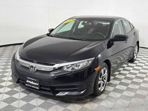 Used 2018 Honda Civic LX image 9