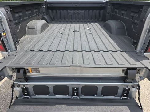 New 2026 GMC Sierra 2500 Denali w/ Denali Reserve Package AWD/4WD image 24