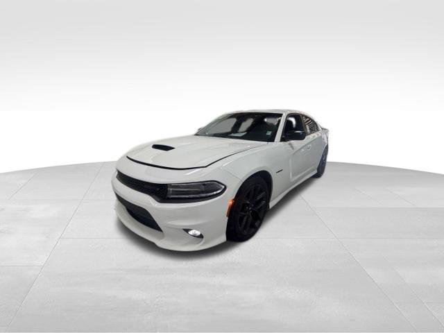 Used 2022 Dodge Charger R/T w/ Blacktop Package RWD image 2