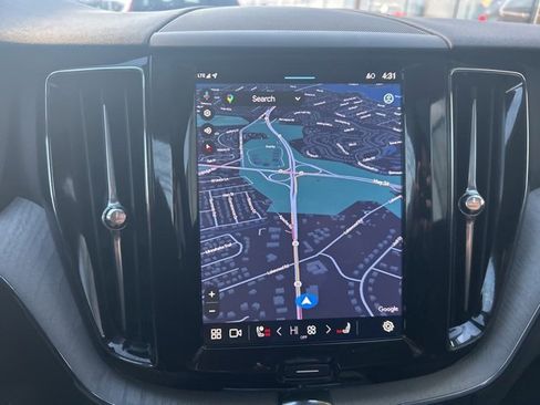 Certified 2025 Volvo XC60 B5 Plus image 22