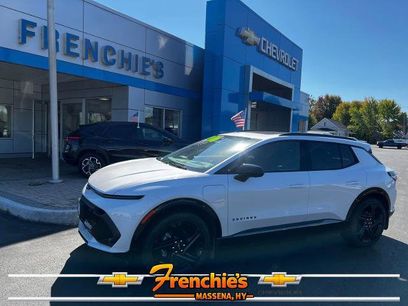 Used 2025 Chevrolet Equinox EV RS w/ Active Safety Package 3