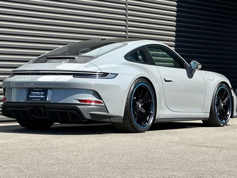 Certified 2022 Porsche 911 GT3 image 8