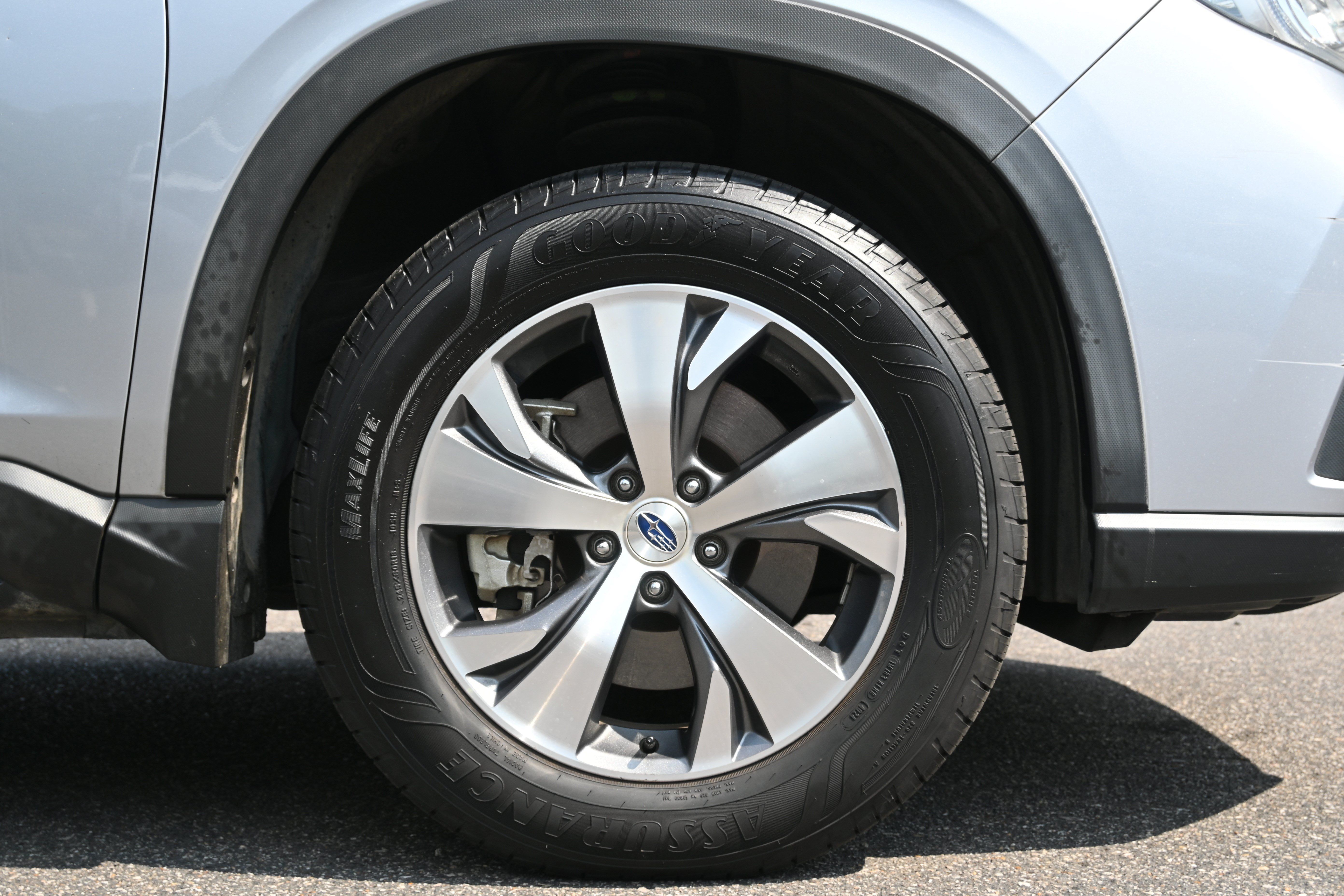 Used 2019 Subaru Ascent Premium w/ Popular Package #2A AWD/4WD image 13