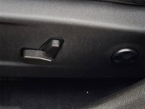 Used 2021 Dodge Charger SXT w/ Leather Interior Group image 28