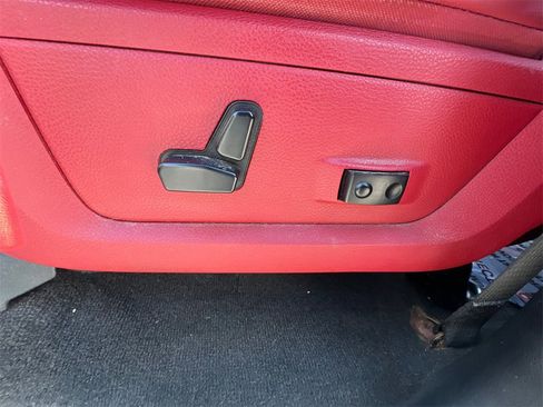 Used 2017 RAM 1500 Rebel w/ Luxury Group image 28