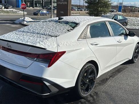 New 2026 Hyundai Elantra SEL Sport image 5