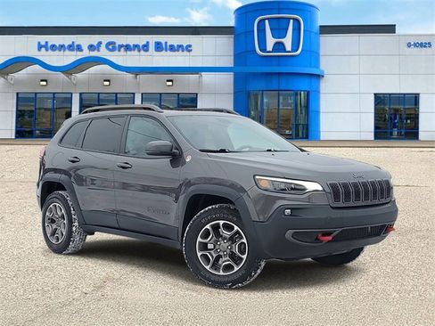 Used 2020 Jeep Cherokee Trailhawk w/ Cold Weather Group image 1