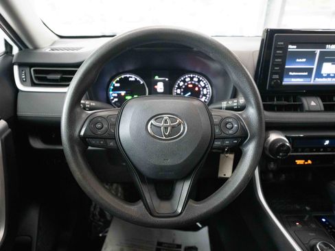 Used 2019 Toyota RAV4 LE w/ Carpet Mat Package AWD/4WD image 21