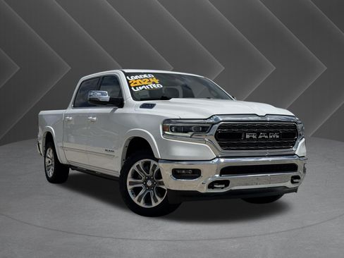 Used 2024 RAM 1500 Limited AWD/4WD image 2
