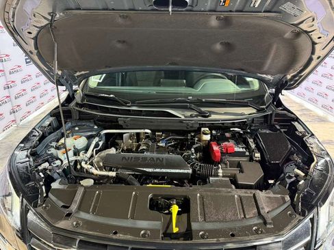 Used 2026 Nissan Rogue SV image 52