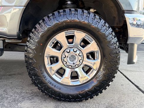 Used 2020 Ford F250 Lariat w/ Lariat Ultimate Package image 15