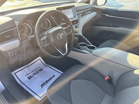 Used 2024 Toyota Camry LE image 12