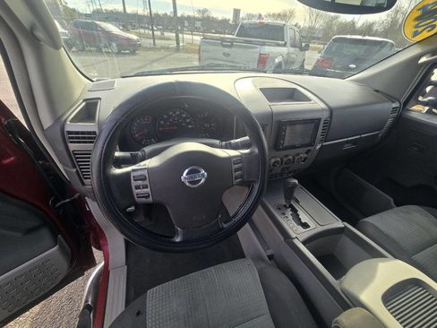 Used 2004 Nissan Titan SE AWD/4WD image 25