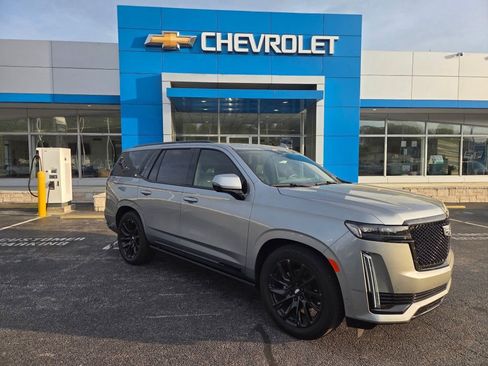 Used 2024 Cadillac Escalade Sport w/ LPO, ONYX Package image 1