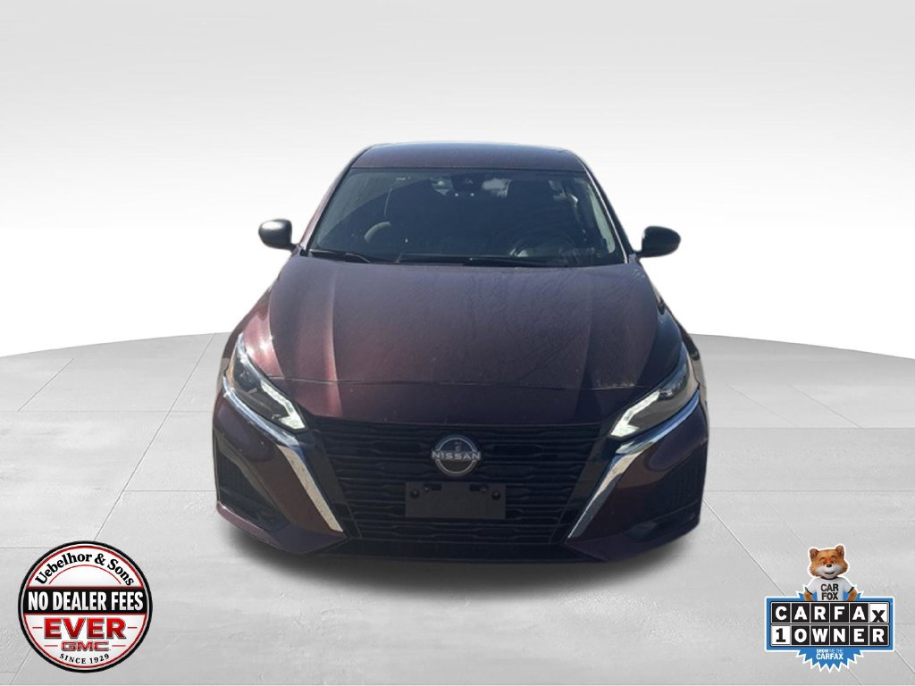 Used 2025 Nissan Altima 2.5 SV FWD image 2